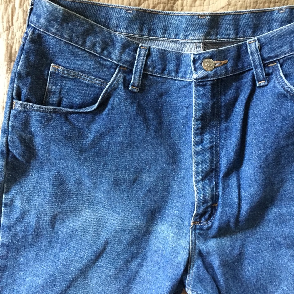 Vintage ✨ Wrangler Denim Shorts - Picture 3 of 4